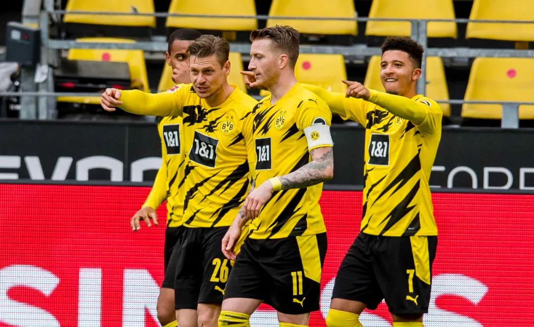 الاتحاد العماني يعلن تعاقده مع المدرب التشيكي شيلهافي لقيادة المنتخب الوطني